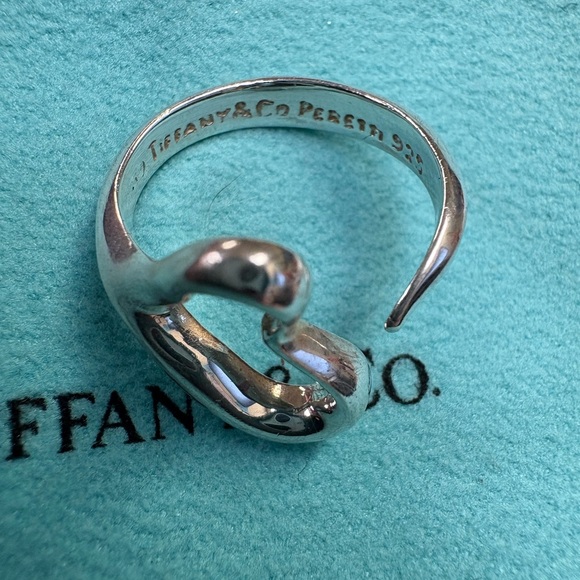 Tiffany & Co. Sterling Silver Open Heart Ring - Authentic - Picture 2 of 8